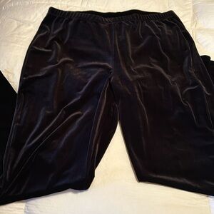 Chico’s New with tags black velvet pants.